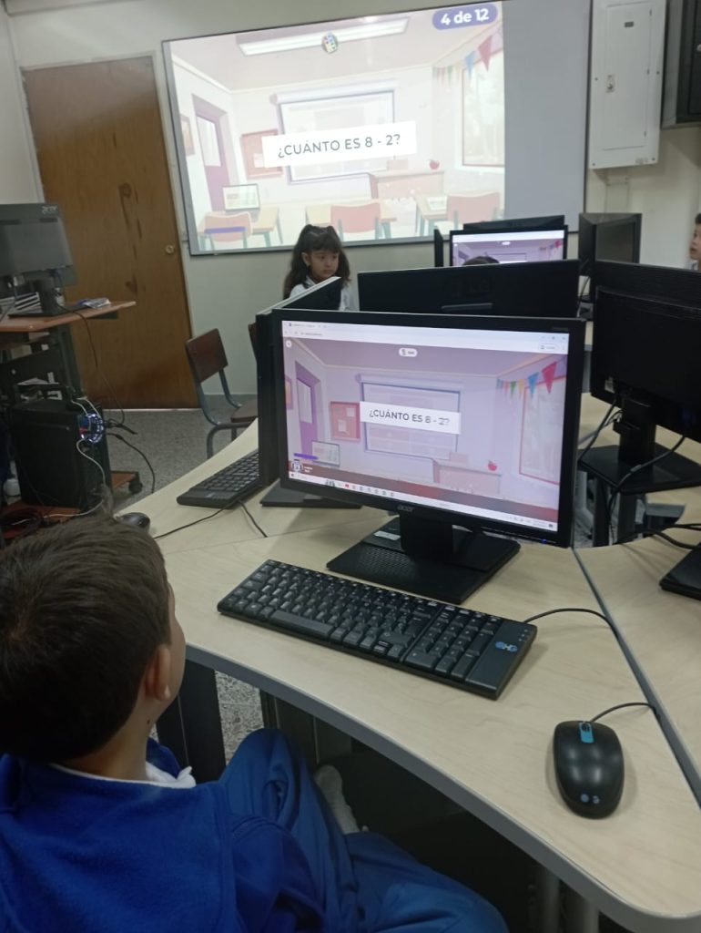 4898f591-74ff-477a-a9ef-66ab39a2743c